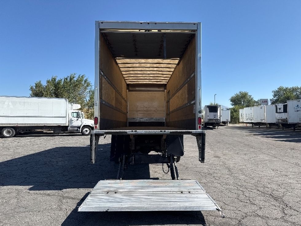 Medium Duty Box Truck-Light and Medium Duty Trucks-Hino-2020-268-West Valley City-UT-131,287\n\t\tmiles-$ 62,000 - Image 9