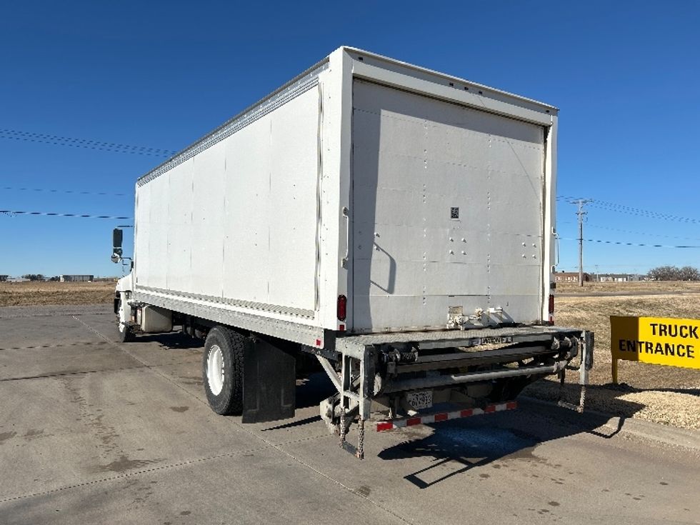 Medium Duty Box Truck-Light and Medium Duty Trucks-Hino-2020-268-Wichita-KS-305,850\n\t\tmiles-$ 29,750 - Image 6