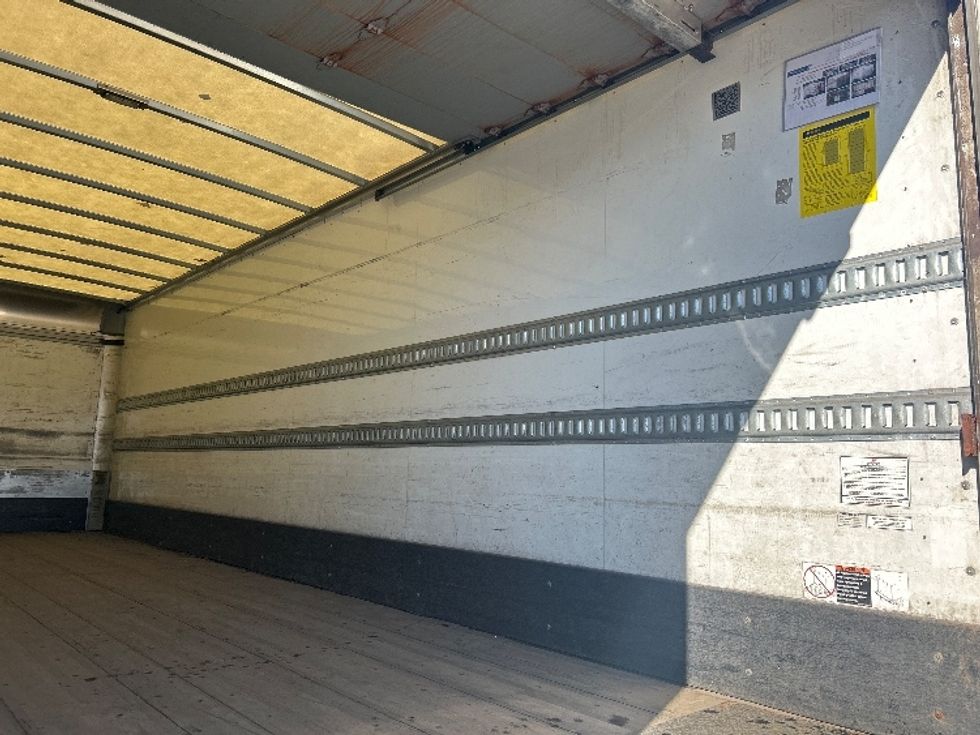 Medium Duty Box Truck-Light and Medium Duty Trucks-Hino-2020-268-Wichita-KS-314,418\n\t\tmiles-$ 28,000 - Image 12