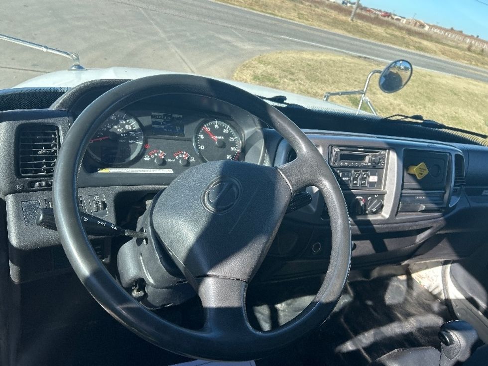 Medium Duty Box Truck-Light and Medium Duty Trucks-Hino-2020-268-Wichita-KS-314,418\n\t\tmiles-$ 28,000 - Image 17