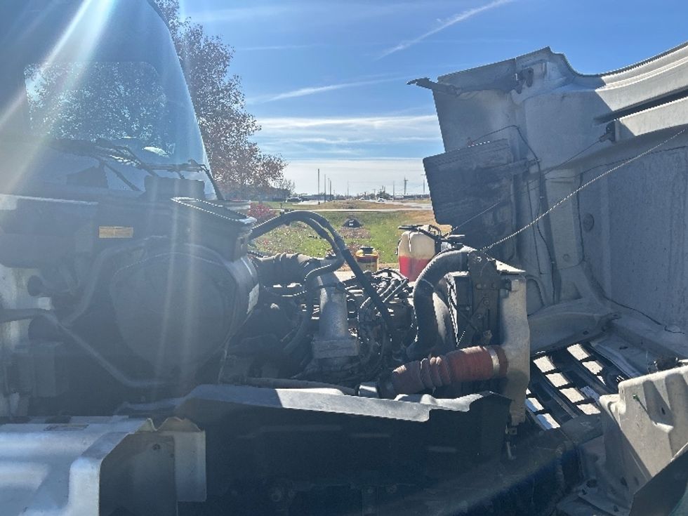 Medium Duty Box Truck-Light and Medium Duty Trucks-Hino-2020-268-Wichita-KS-314,418\n\t\tmiles-$ 28,000 - Image 23