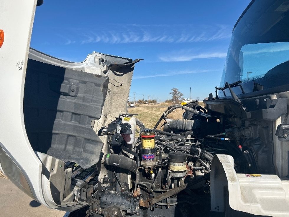 Medium Duty Box Truck-Light and Medium Duty Trucks-Hino-2020-268-Wichita-KS-314,418\n\t\tmiles-$ 28,000 - Image 24