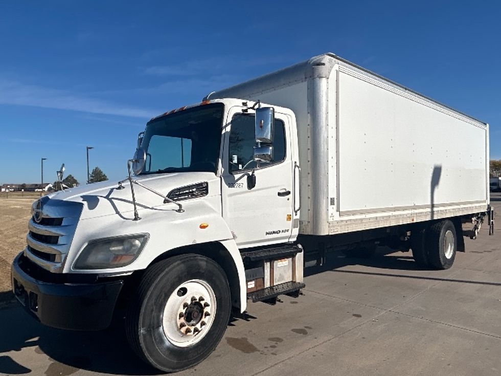 Medium Duty Box Truck-Light and Medium Duty Trucks-Hino-2020-268-Wichita-KS-314,418\n\t\tmiles-$ 28,000 - Image 3