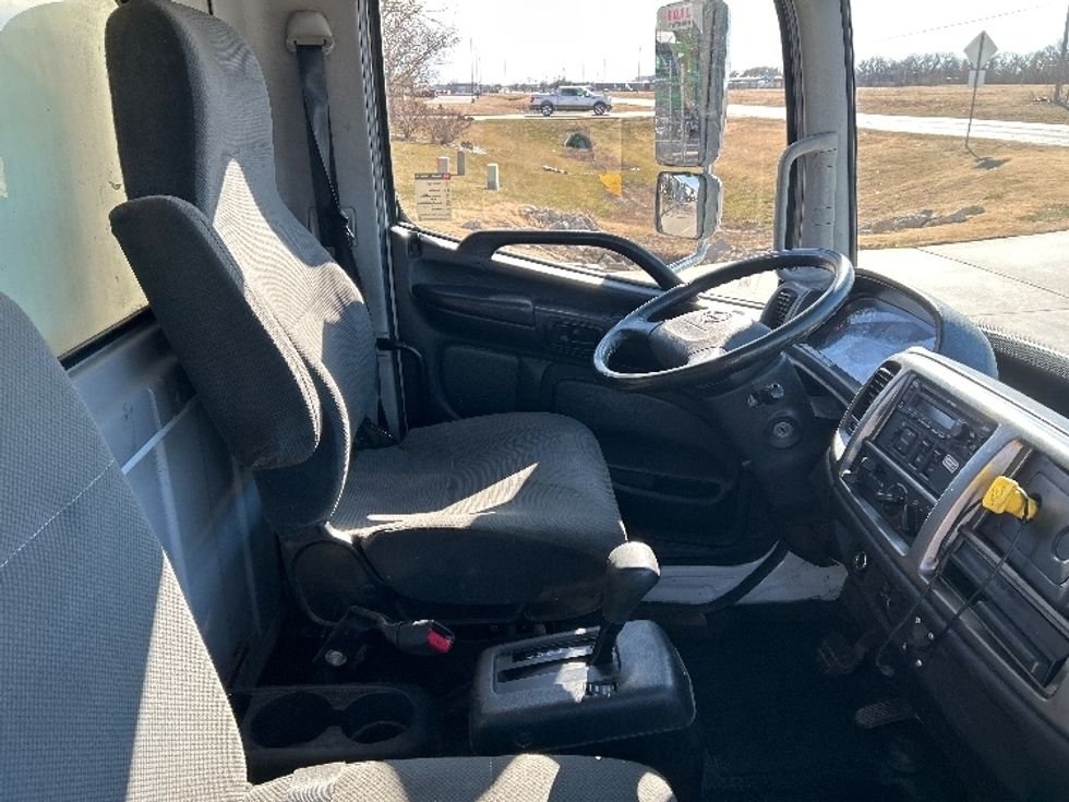 Medium Duty Box Truck-Light and Medium Duty Trucks-Hino-2020-268-Wichita-KS-354,542\n\t\tmiles-$ 22,500 - Image 22
