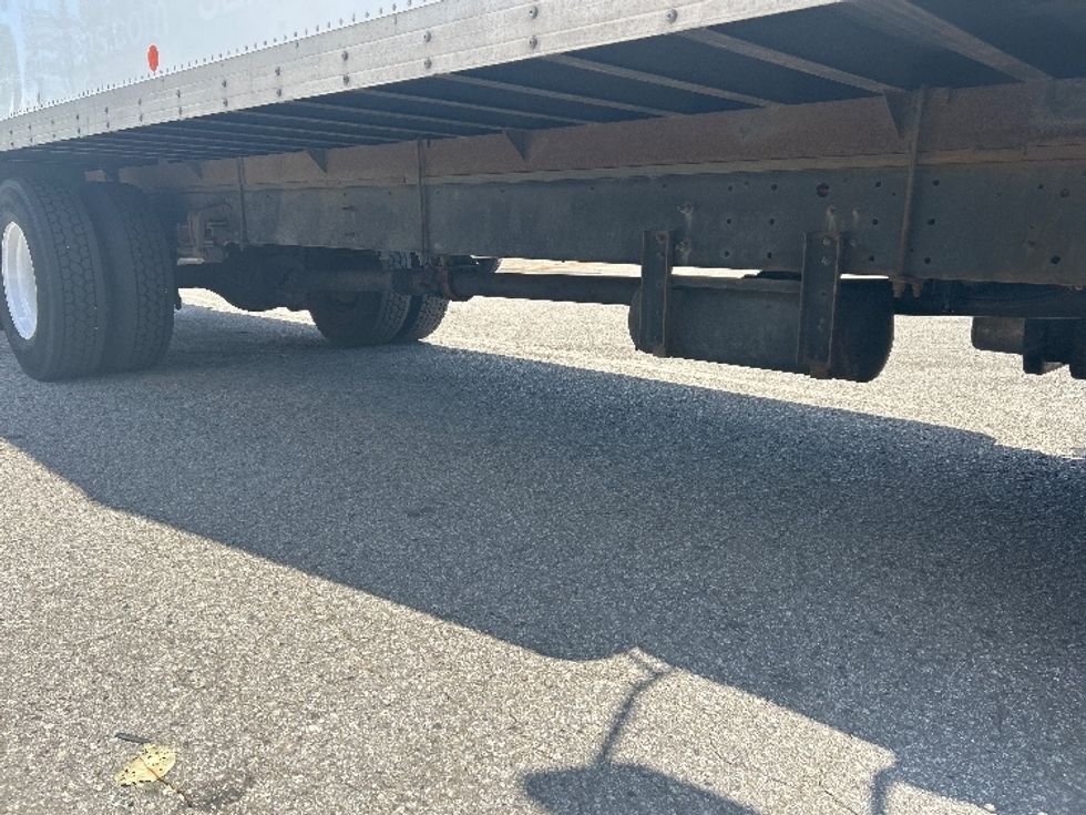 Medium Duty Box Truck-Light and Medium Duty Trucks-Hino-2020-338-Abbotsford-BC-176,101\n\t\tkm-$ 61,250 - Image 14