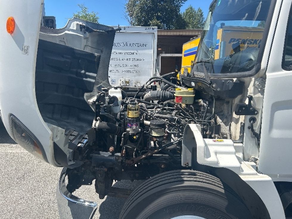 Medium Duty Box Truck-Light and Medium Duty Trucks-Hino-2020-338-Abbotsford-BC-176,101\n\t\tkm-$ 61,250 - Image 24