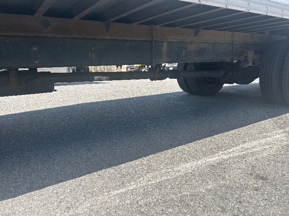 Medium Duty Box Truck-Light and Medium Duty Trucks-Hino-2020-338-Abbotsford-BC-176,101\n\t\tkm-$ 61,250 - Image 5