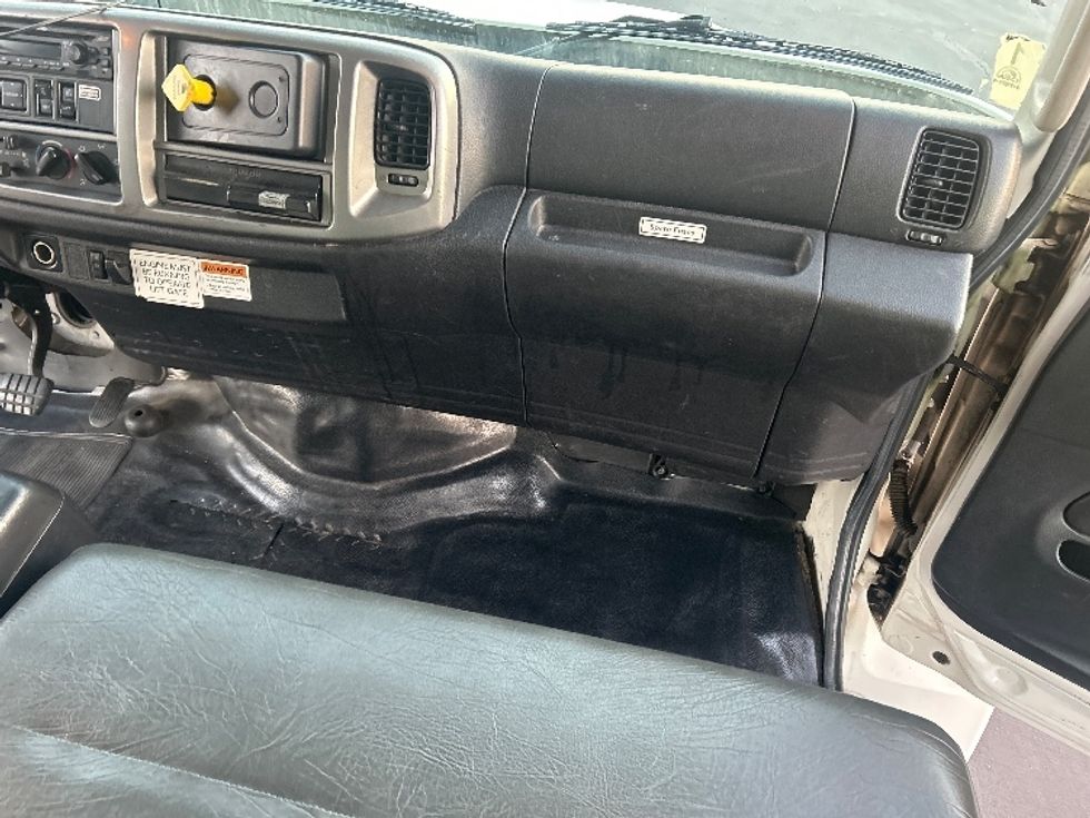 Medium Duty Box Truck-Light and Medium Duty Trucks-Hino-2020-338-Anaheim-CA-165,973\n\t\tmiles-$ 48,000 - Image 21