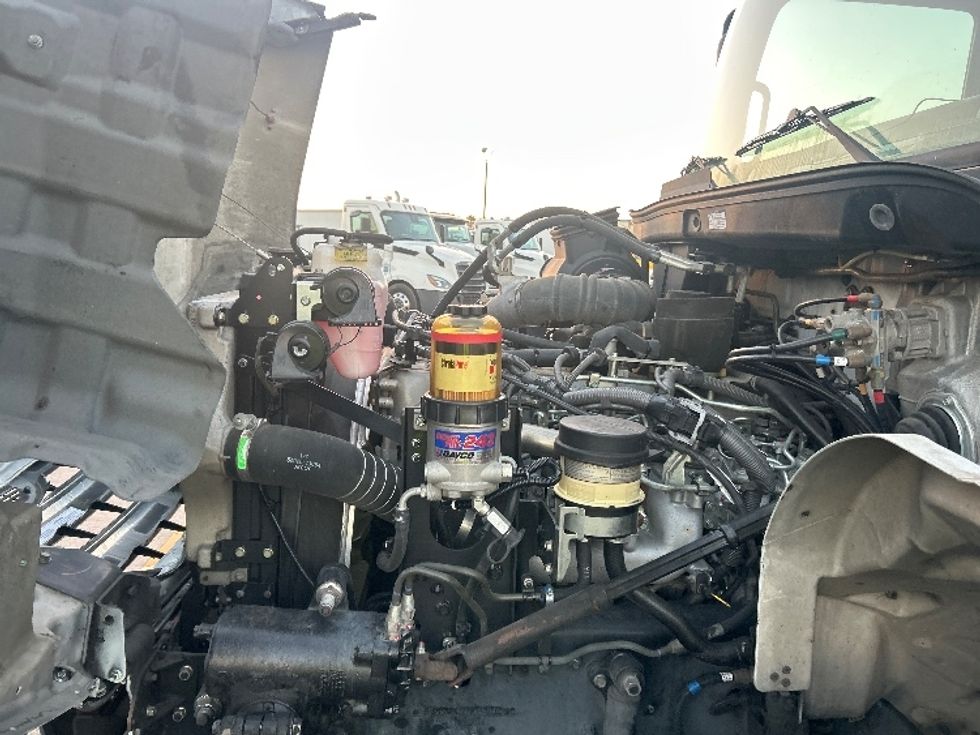 Medium Duty Box Truck-Light and Medium Duty Trucks-Hino-2020-338-Anaheim-CA-165,973\n\t\tmiles-$ 48,000 - Image 24