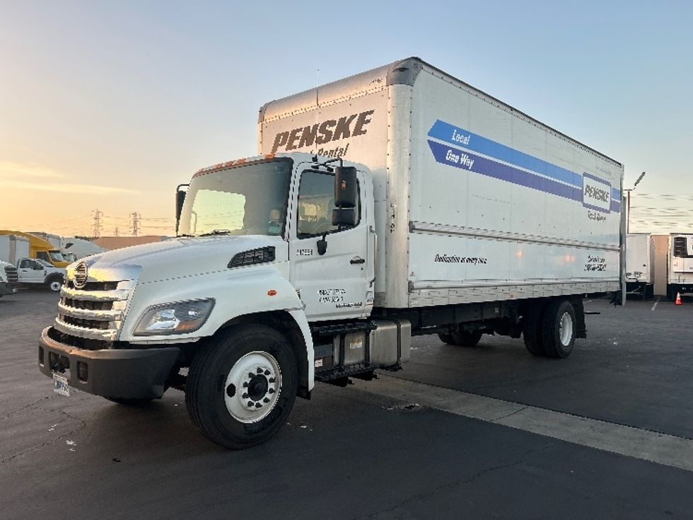 Medium Duty Box Truck-Light and Medium Duty Trucks-Hino-2020-338-Anaheim-CA-165,973\n\t\tmiles-$ 48,000 - Image 3