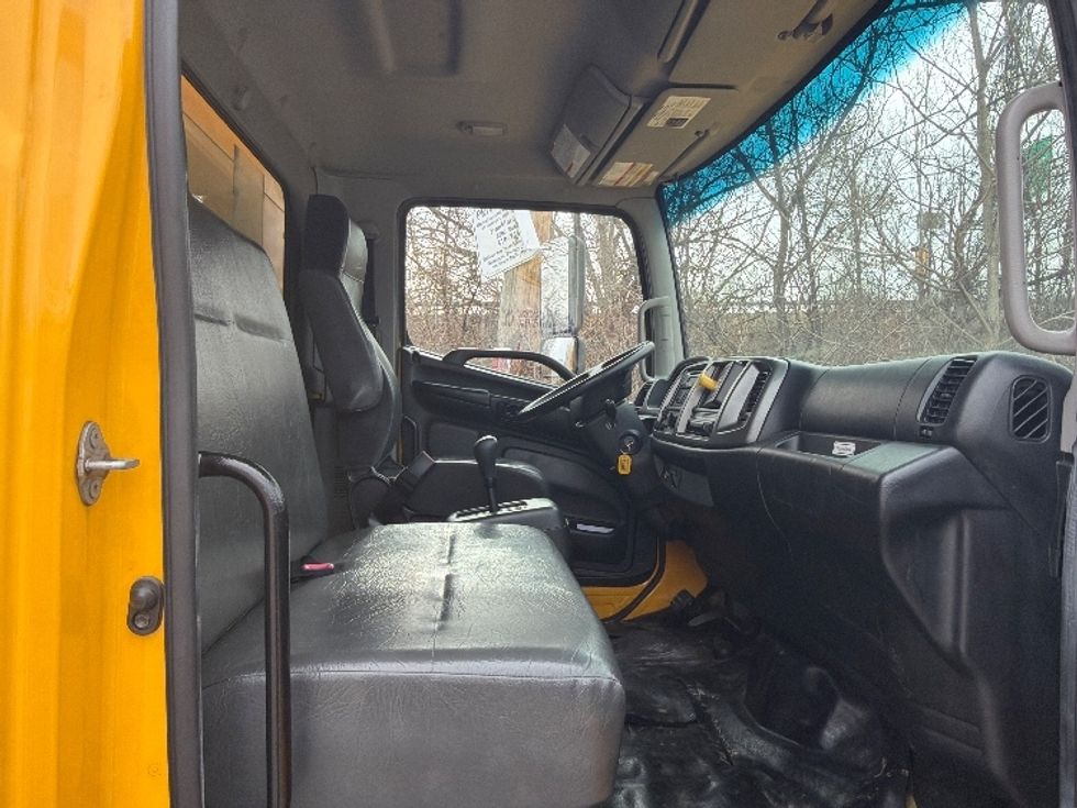 Medium Duty Box Truck-Light and Medium Duty Trucks-Hino-2020-338-Baltimore-MD-170,672\n\t\tmiles-$ 39,250 - Image 22