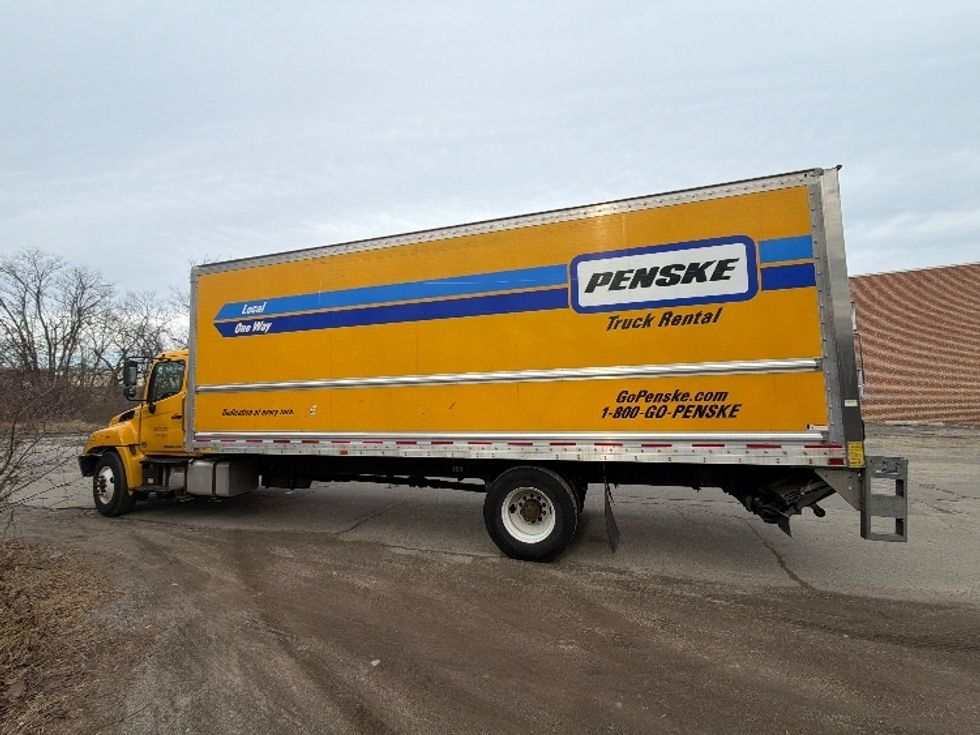 Medium Duty Box Truck-Light and Medium Duty Trucks-Hino-2020-338-Baltimore-MD-170,672\n\t\tmiles-$ 39,250 - Image 4