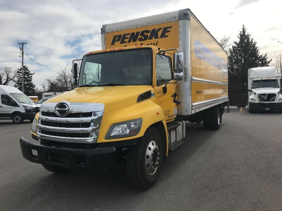 Medium Duty Box Truck-Light and Medium Duty Trucks-Hino-2020-338-Baltimore-MD-183,252\n\t\tmiles-$ 41,250 - Image 3