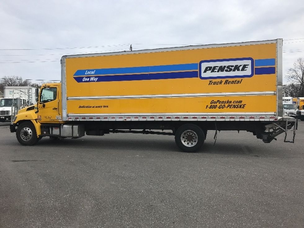 Medium Duty Box Truck-Light and Medium Duty Trucks-Hino-2020-338-Baltimore-MD-183,252\n\t\tmiles-$ 41,250 - Image 4