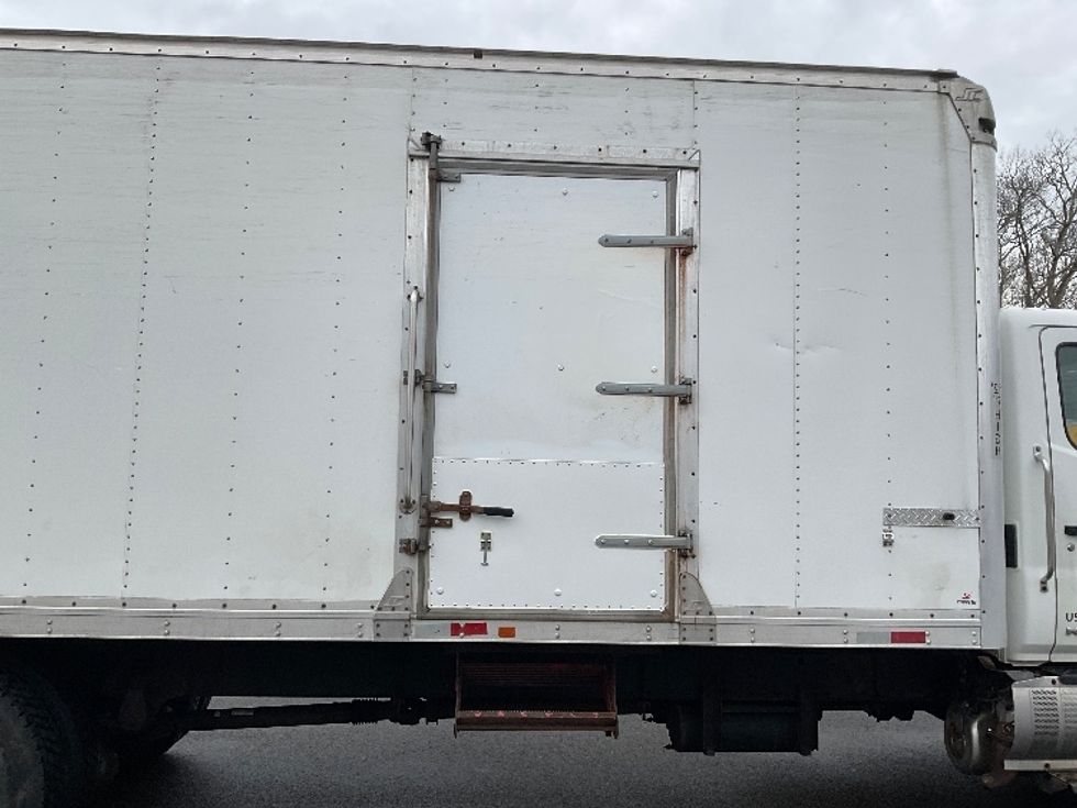 Medium Duty Box Truck-Light and Medium Duty Trucks-Hino-2020-338-Braintree-MA-144,572\n\t\tmiles-$ 41,500 - Image 26
