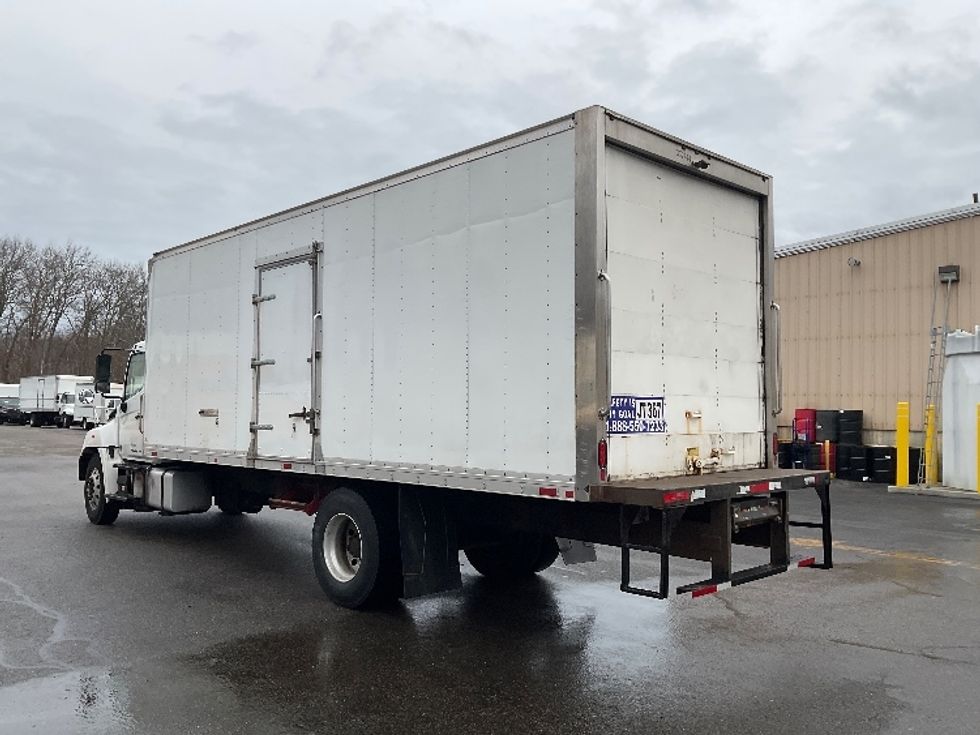Medium Duty Box Truck-Light and Medium Duty Trucks-Hino-2020-338-Braintree-MA-144,572\n\t\tmiles-$ 41,500 - Image 6