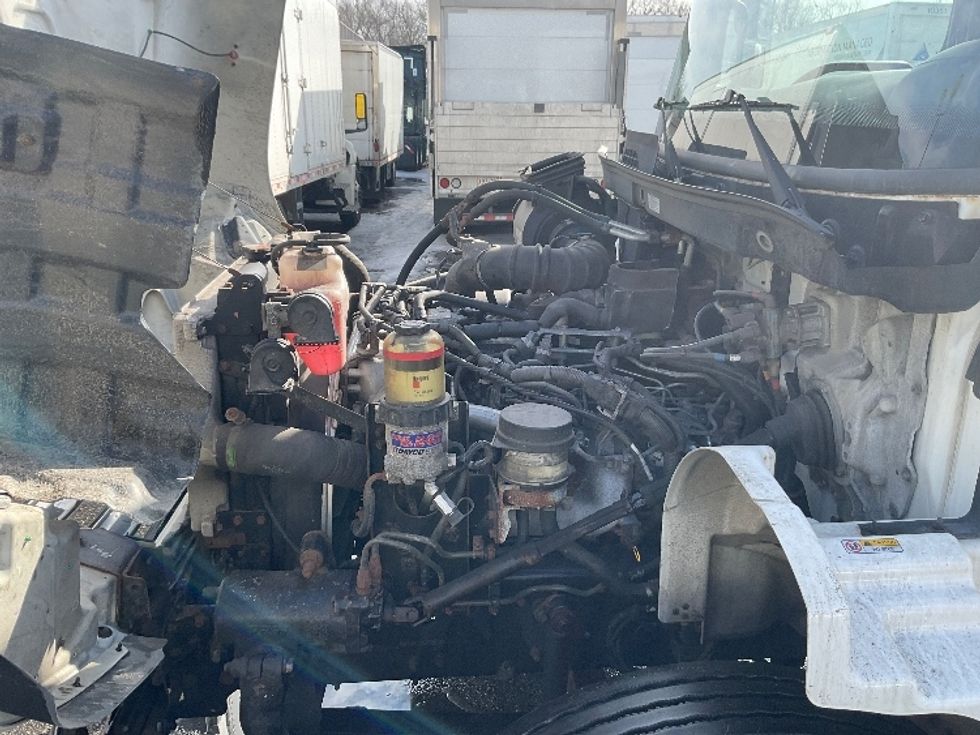 Medium Duty Box Truck-Light and Medium Duty Trucks-Hino-2020-338-Braintree-MA-175,403\n\t\tmiles-$ 39,250 - Image 24