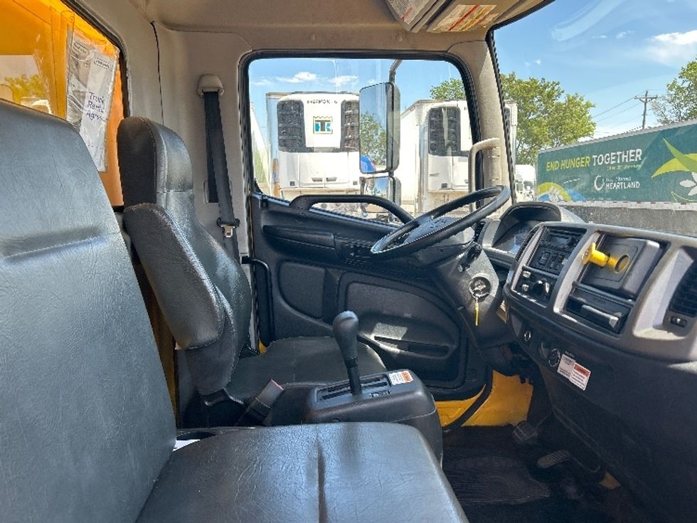Medium Duty Box Truck-Light and Medium Duty Trucks-Hino-2020-338-Brooklyn Park-MN-161,905\n\t\tmiles-$ 39,500 - Image 22