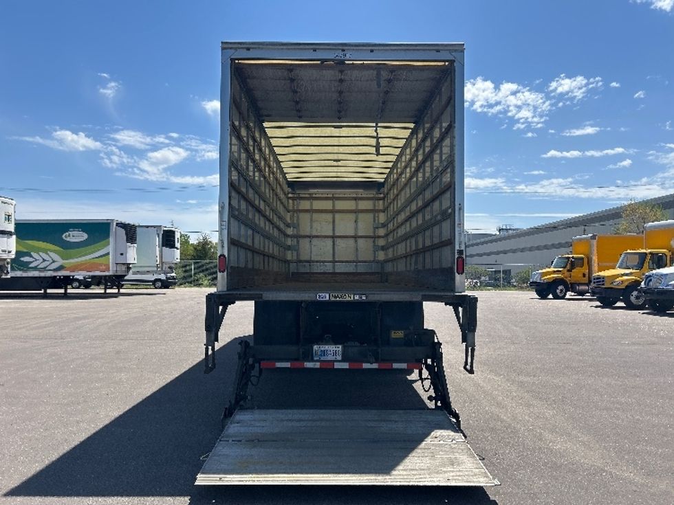 Medium Duty Box Truck-Light and Medium Duty Trucks-Hino-2020-338-Brooklyn Park-MN-161,905\n\t\tmiles-$ 39,500 - Image 9