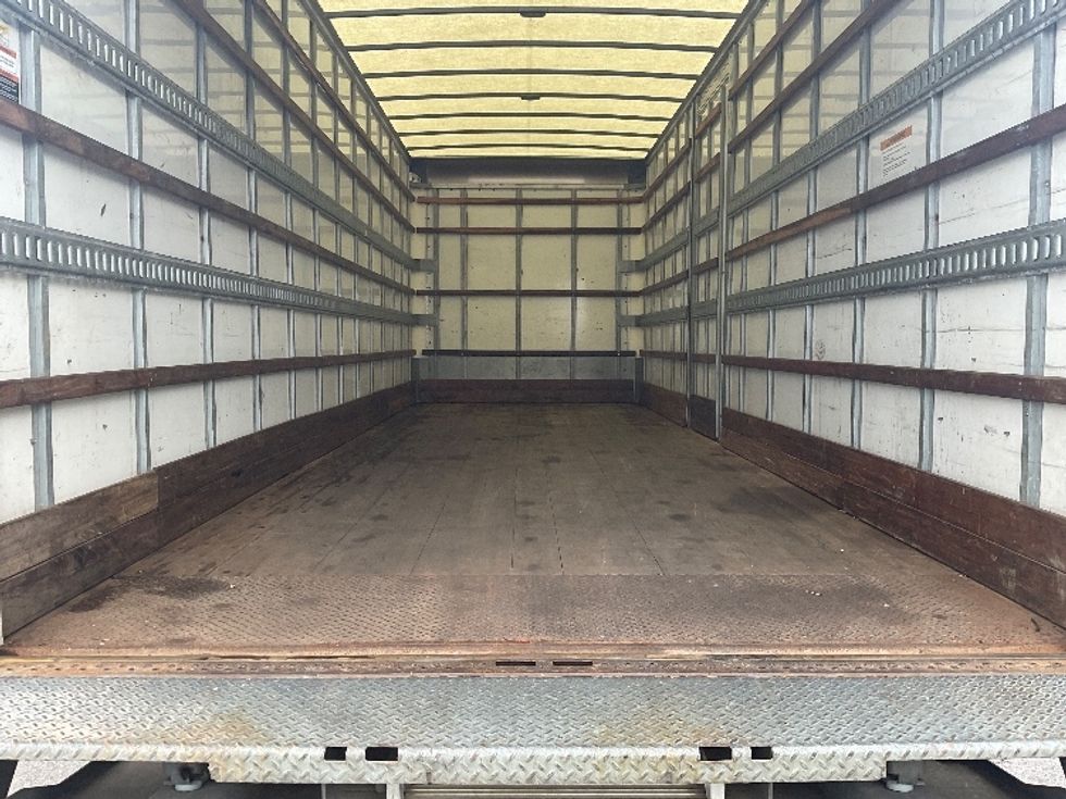 Medium Duty Box Truck-Light and Medium Duty Trucks-Hino-2020-338-Buffalo-NY-161,398\n\t\tmiles-$ 42,000 - Image 10