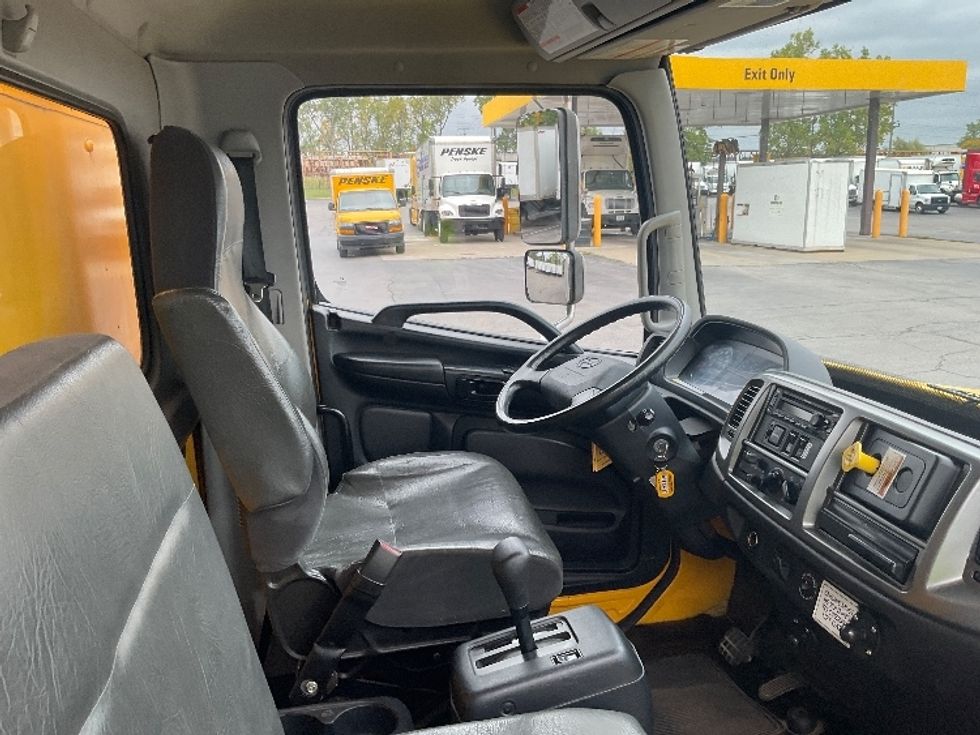 Medium Duty Box Truck-Light and Medium Duty Trucks-Hino-2020-338-Buffalo-NY-161,398\n\t\tmiles-$ 42,000 - Image 22