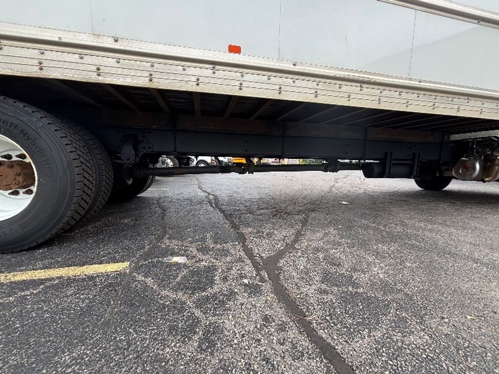 Medium Duty Box Truck-Light and Medium Duty Trucks-Hino-2020-338-Burlington-ON-391,403\n\t\tkm-$ 49,750 - Image 14