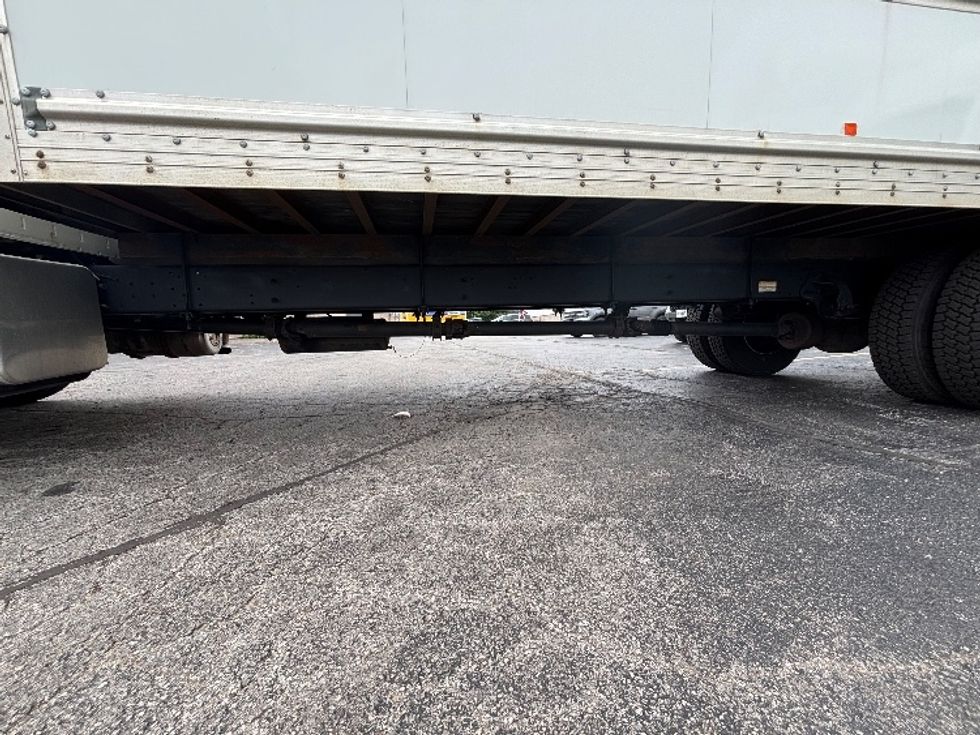 Medium Duty Box Truck-Light and Medium Duty Trucks-Hino-2020-338-Burlington-ON-391,403\n\t\tkm-$ 49,750 - Image 5