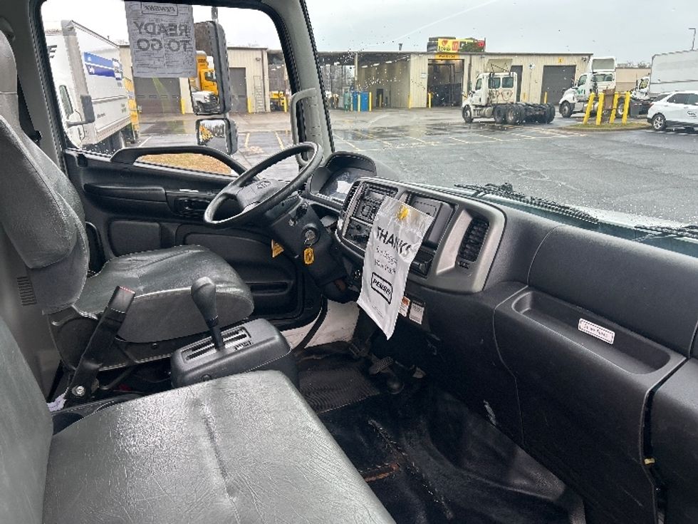 Medium Duty Box Truck-Light and Medium Duty Trucks-Hino-2020-338-Charlotte-NC-160,639\n\t\tmiles-$ 48,750 - Image 22