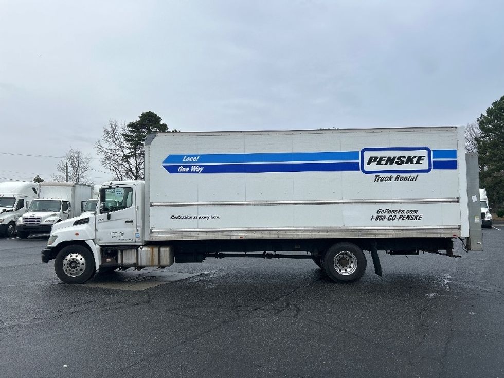 Medium Duty Box Truck-Light and Medium Duty Trucks-Hino-2020-338-Charlotte-NC-160,639\n\t\tmiles-$ 48,750 - Image 4