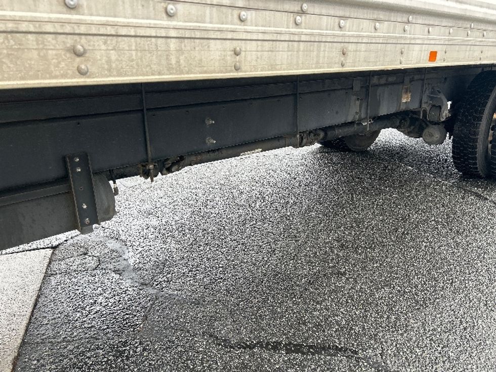 Medium Duty Box Truck-Light and Medium Duty Trucks-Hino-2020-338-Charlotte-NC-160,639\n\t\tmiles-$ 48,750 - Image 5