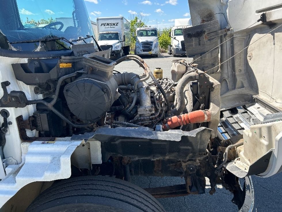 Medium Duty Box Truck-Light and Medium Duty Trucks-Hino-2020-338-Dartmouth-NS-274,403\n\t\tkm-$ 53,500 - Image 23