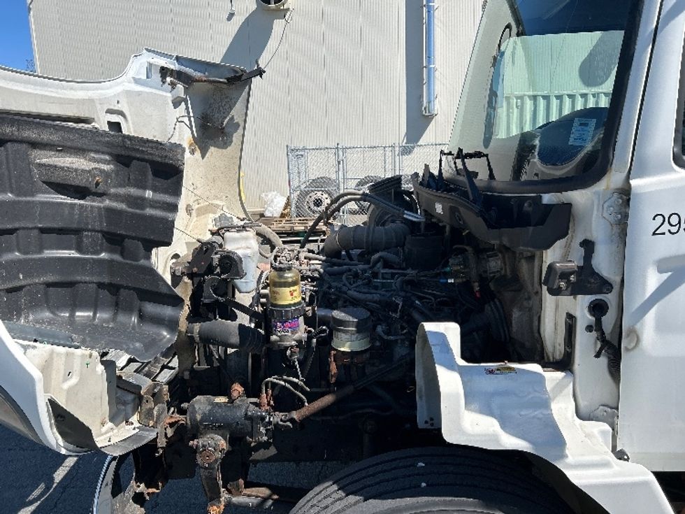 Medium Duty Box Truck-Light and Medium Duty Trucks-Hino-2020-338-Dartmouth-NS-274,403\n\t\tkm-$ 53,500 - Image 24