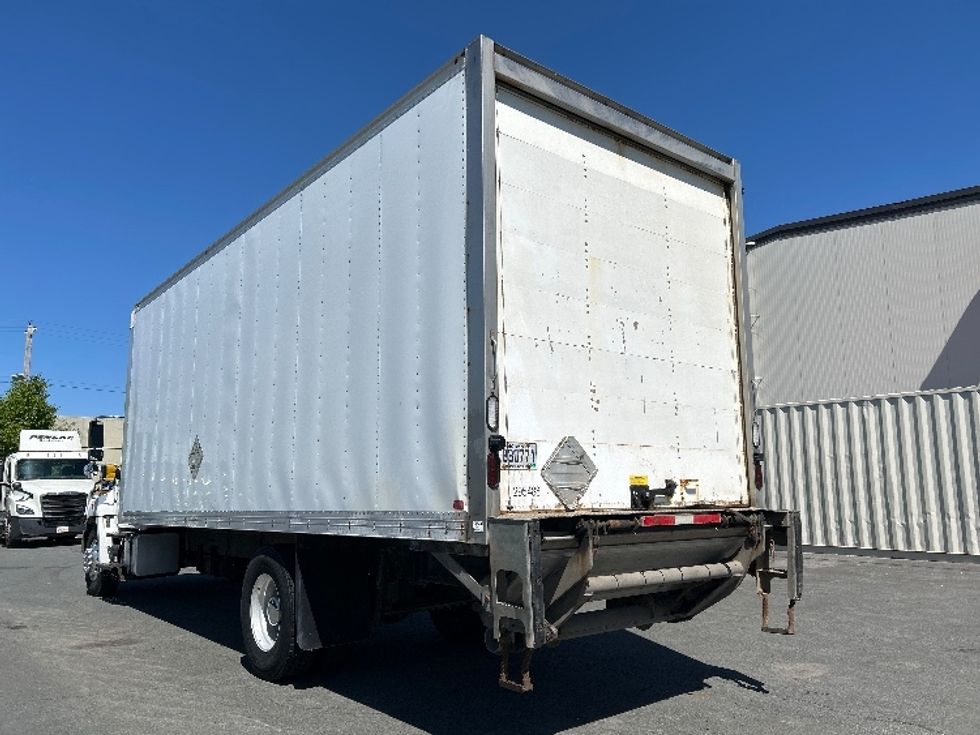 Medium Duty Box Truck-Light and Medium Duty Trucks-Hino-2020-338-Dartmouth-NS-274,403\n\t\tkm-$ 53,500 - Image 6