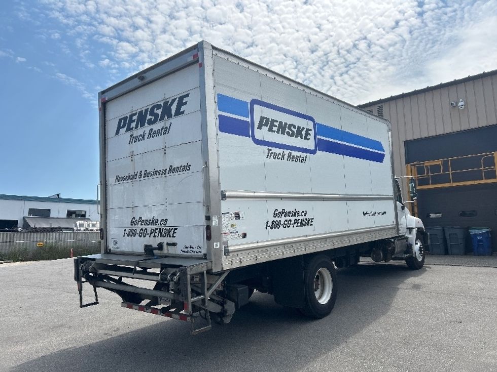 Medium Duty Box Truck-Light and Medium Duty Trucks-Hino-2020-338-Delta-BC-176,379\n\t\tkm-$ 68,750 - Image 13