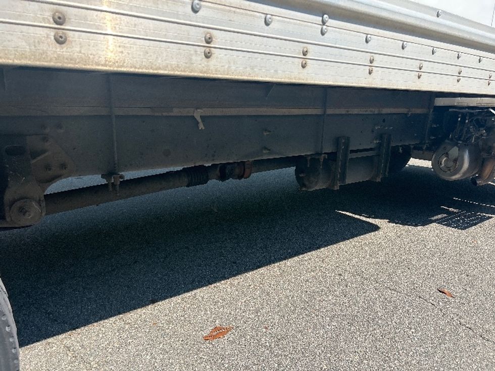 Medium Duty Box Truck-Light and Medium Duty Trucks-Hino-2020-338-Delta-BC-183,911\n\t\tkm-$ 68,250 - Image 14