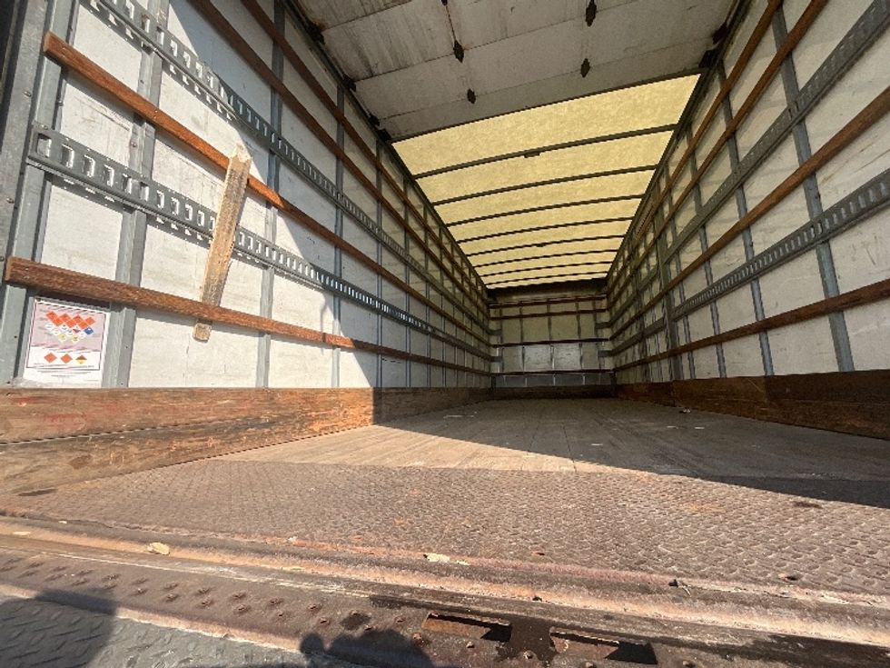 Medium Duty Box Truck-Light and Medium Duty Trucks-Hino-2020-338-East Chicago-IN-149,840\n\t\tmiles-$ 47,750 - Image 11