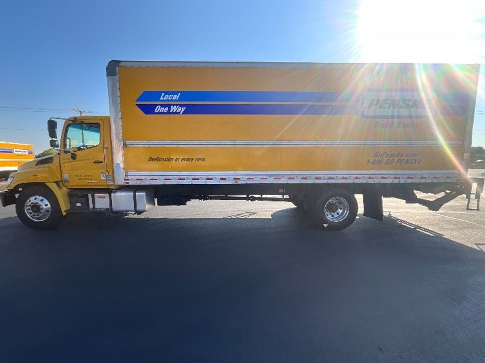 Medium Duty Box Truck-Light and Medium Duty Trucks-Hino-2020-338-East Chicago-IN-149,840\n\t\tmiles-$ 47,750 - Image 4