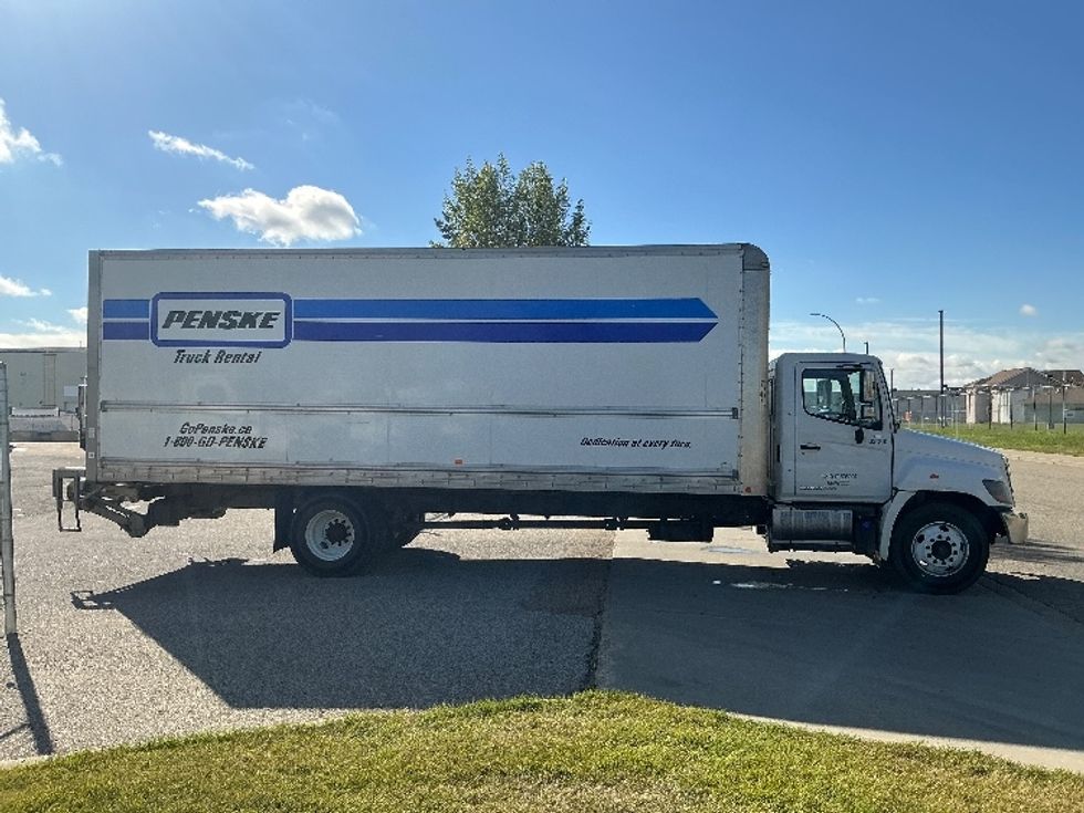 Medium Duty Box Truck-Light and Medium Duty Trucks-Hino-2020-338-Edmonton-AB-193,505\n\t\tkm-$ 74,250 - Image 15