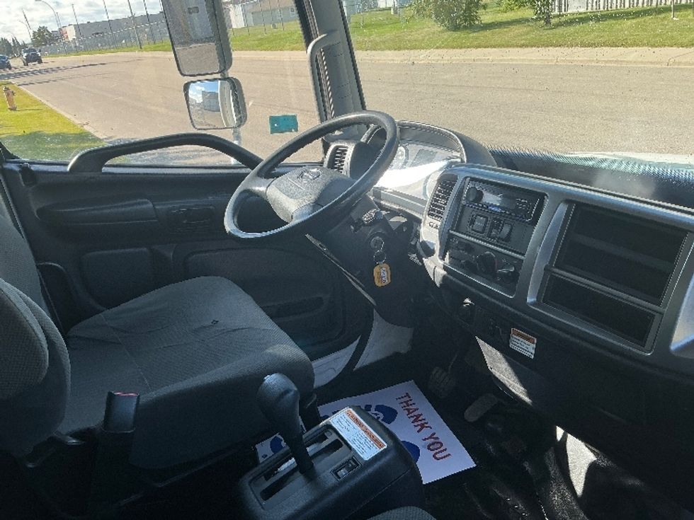 Medium Duty Box Truck-Light and Medium Duty Trucks-Hino-2020-338-Edmonton-AB-193,505\n\t\tkm-$ 74,250 - Image 22
