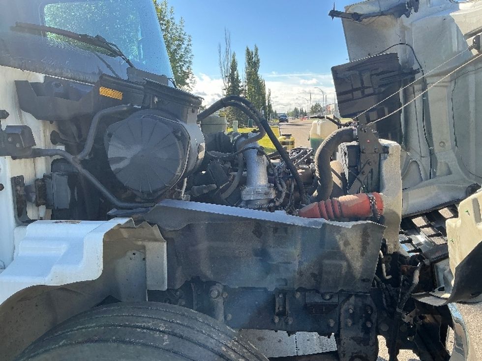 Medium Duty Box Truck-Light and Medium Duty Trucks-Hino-2020-338-Edmonton-AB-193,505\n\t\tkm-$ 74,250 - Image 23