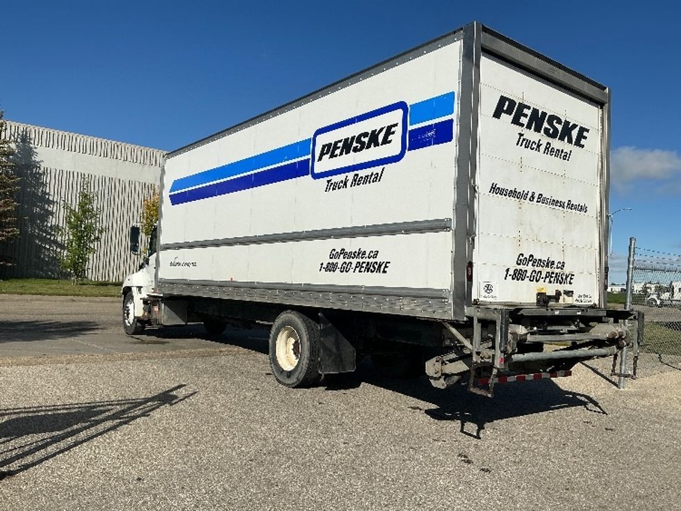 Medium Duty Box Truck-Light and Medium Duty Trucks-Hino-2020-338-Edmonton-AB-193,505\n\t\tkm-$ 74,250 - Image 6