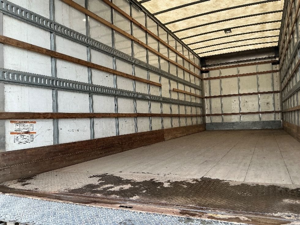 Medium Duty Box Truck-Light and Medium Duty Trucks-Hino-2020-338-Edmonton-AB-271,973\n\t\tkm-$ 64,000 - Image 11