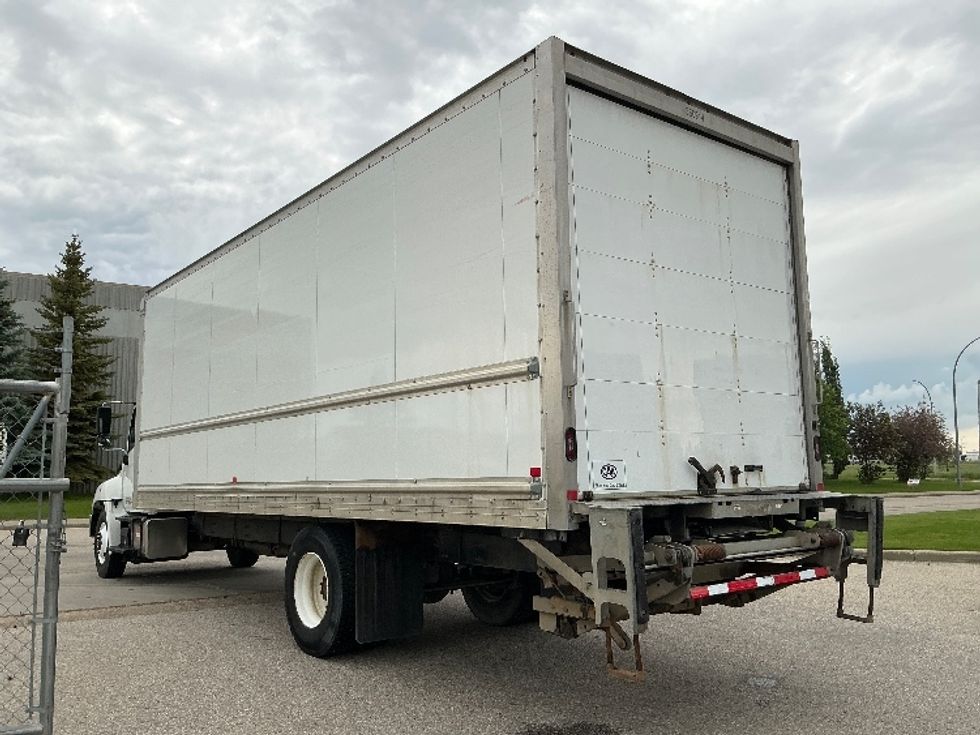 Medium Duty Box Truck-Light and Medium Duty Trucks-Hino-2020-338-Edmonton-AB-271,973\n\t\tkm-$ 64,000 - Image 6