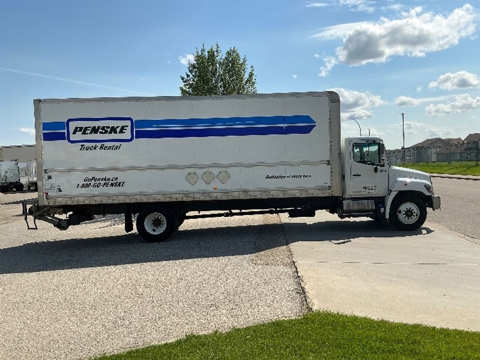 Medium Duty Box Truck-Light and Medium Duty Trucks-Hino-2020-338-Edmonton-AB-311,966\n\t\tkm-$ 57,250 - Image 15