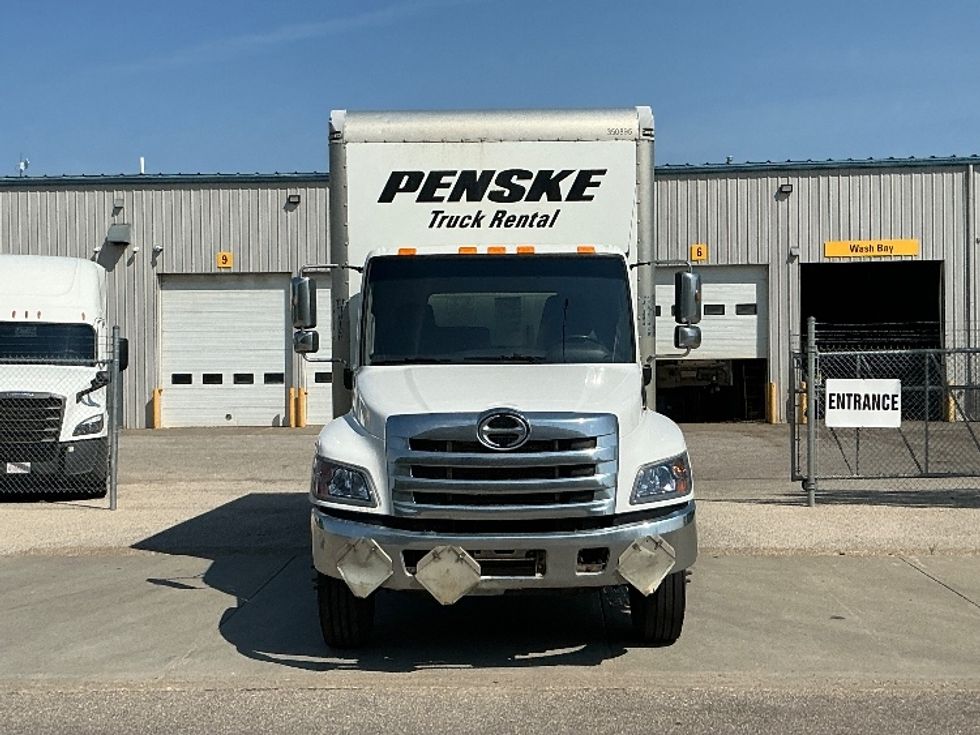 Medium Duty Box Truck-Light and Medium Duty Trucks-Hino-2020-338-Edmonton-AB-311,966\n\t\tkm-$ 57,250 - Image 2