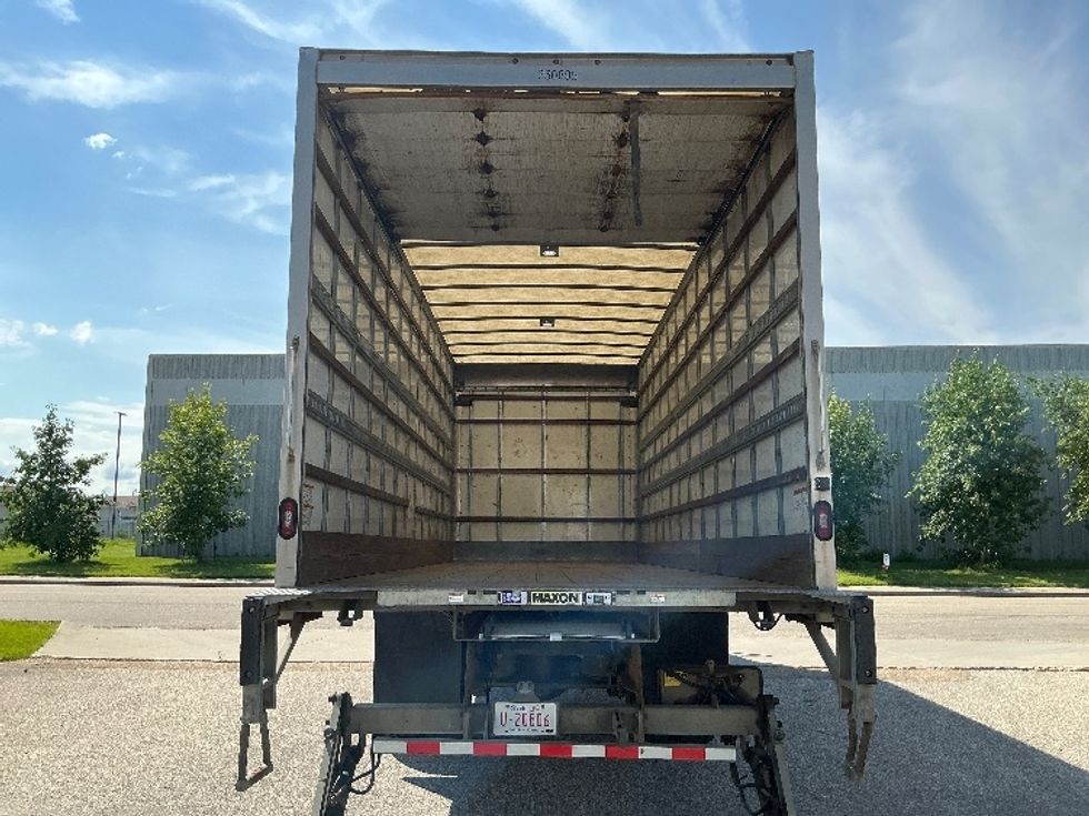 Medium Duty Box Truck-Light and Medium Duty Trucks-Hino-2020-338-Edmonton-AB-311,966\n\t\tkm-$ 57,250 - Image 8