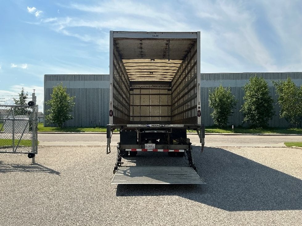 Medium Duty Box Truck-Light and Medium Duty Trucks-Hino-2020-338-Edmonton-AB-311,966\n\t\tkm-$ 57,250 - Image 9