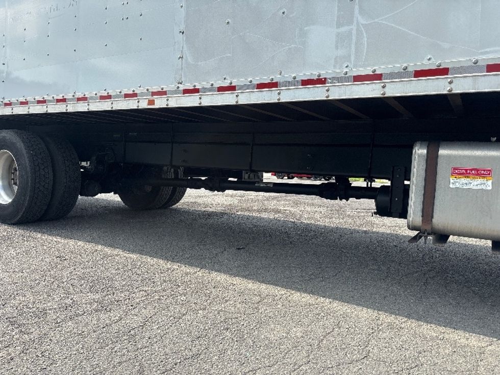 Medium Duty Box Truck-Light and Medium Duty Trucks-Hino-2020-338-Elmsford-NY-76,500\n\t\tmiles-$ 55,250 - Image 14