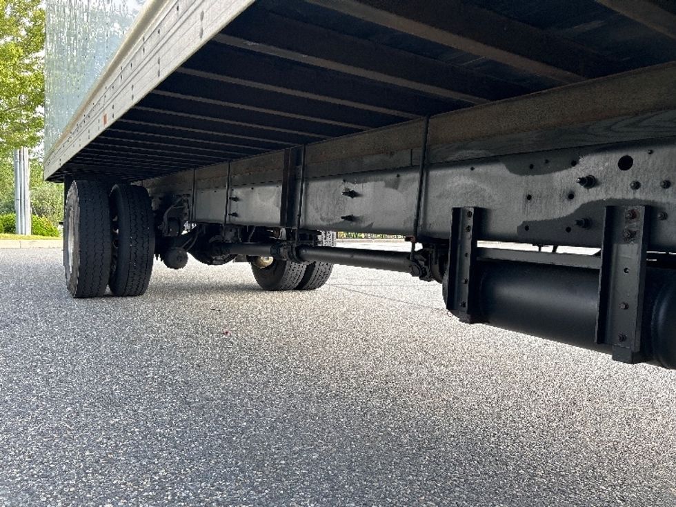Medium Duty Box Truck-Light and Medium Duty Trucks-Hino-2020-338-Fitchburg-MA-146,441\n\t\tmiles-$ 42,250 - Image 14