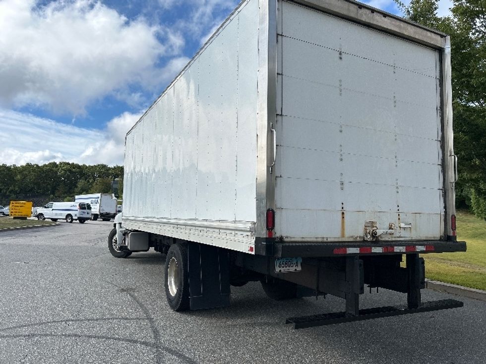 Medium Duty Box Truck-Light and Medium Duty Trucks-Hino-2020-338-Fitchburg-MA-146,441\n\t\tmiles-$ 42,250 - Image 6